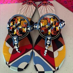 TORY BURCH colorful Geometric Sandals SIZE 9.